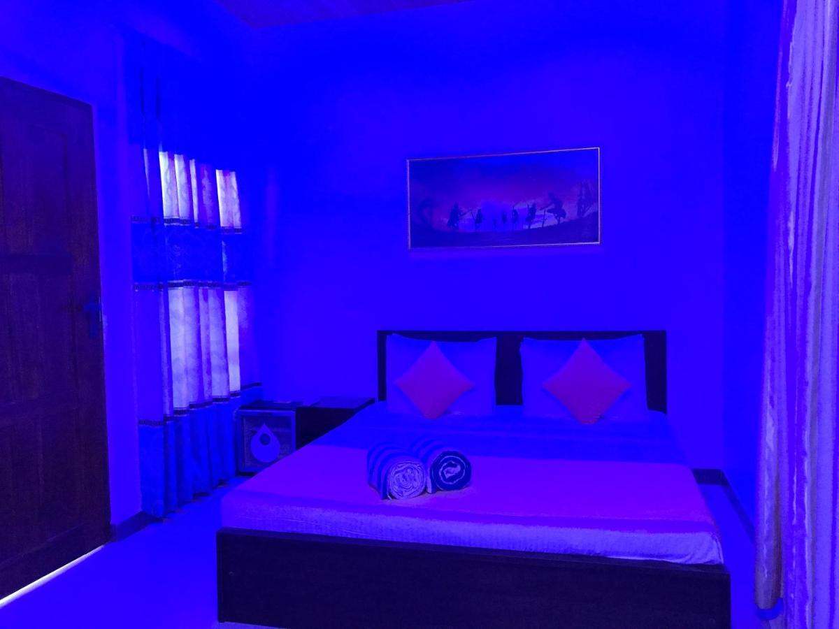 Paris Garden Resort Trikunamalaja Zewnętrze zdjęcie