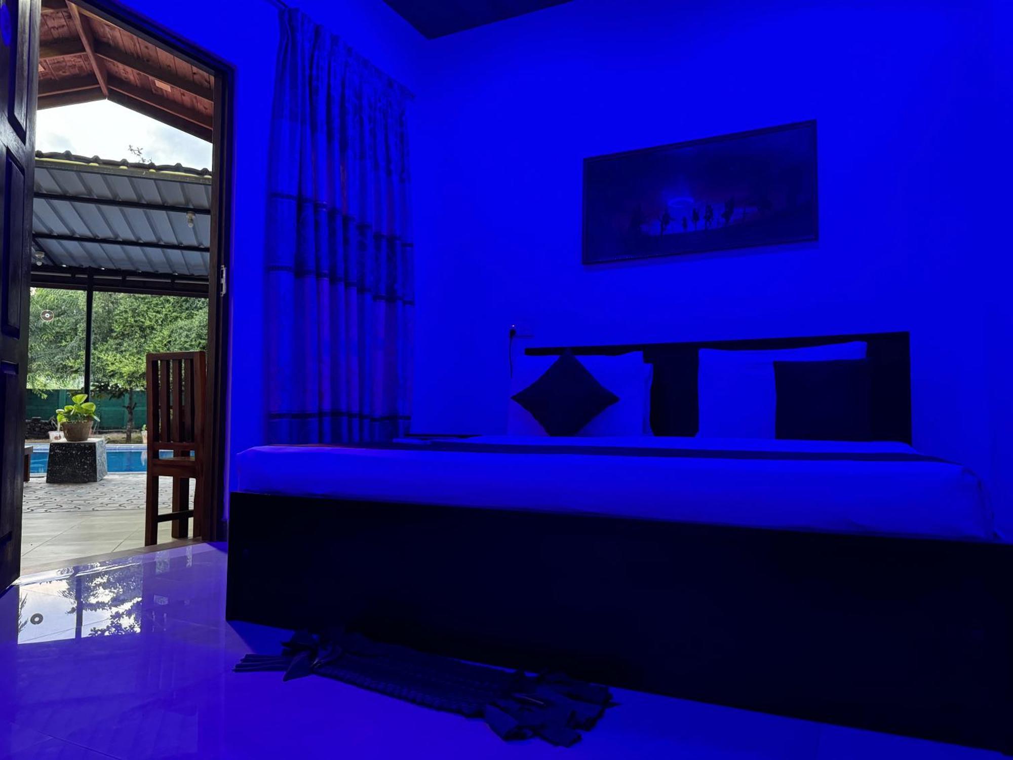 Paris Garden Resort Trikunamalaja Zewnętrze zdjęcie